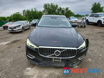 Piąte zdjęcie samochodu w środku: 2019 VOLVO XC60 T5 INSCRIPTION VIN:LYV102RL1KB285116 - miniatura
