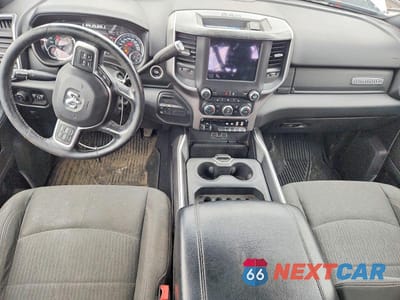 Zdjęcie 8 z 12 samochodu: 2019 RAM 3500 BIG HORN VIN:3C63RRHL4KG614965 - miniatura