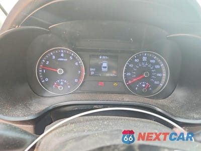 Zdjęcie 9 z 12 samochodu: 2019 KIA FORTE S VIN:3KPF34AD7KE013140 - miniatura