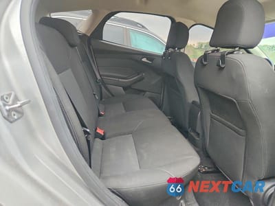 Zdjęcie 10 z 12 samochodu: 2016 FORD FOCUS SE VIN:1FADP3K24GL242222 - miniatura
