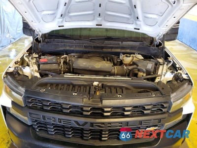 Zdjęcie 11 z 12 samochodu: 2020 CHEVROLET SILVERADO K1500 VIN:1GCPYAEH4LZ124199 - miniatura