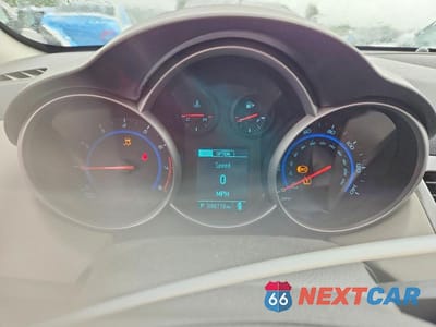 Zdjęcie 9 z 12 samochodu: 2015 CHEVROLET CRUZE LT VIN:1G1PC5SB4F7276417 - miniatura