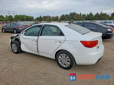 Drugie zdjęcie samochodu z przodu: 2013 KIA FORTE EX VIN:KNAFU4A26D5731219 - miniatura