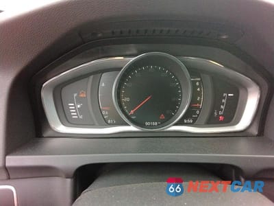 Zdjęcie 9 z 13 samochodu: 2017 VOLVO V60 T5 PREMIER VIN:YV140MEK8H1361026 - miniatura