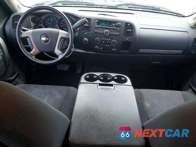 Zdjęcie 8 z 12 samochodu: 2012 CHEVROLET SILVERADO K1500 LT VIN:1GCRKSE74CZ140796 - miniatura
