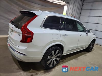 Trzecie zdjęcie samochodu z tyłu: 2022 VOLVO XC90 T6 INSCRIPTION VIN:YV4A22PL7N1825963 - miniatura