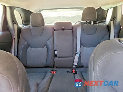 Zdjęcie 10 z 13 samochodu: 2021 JEEP CHEROKEE LATITUDE VIN:1C4PJLCBXMD155812 - miniatura