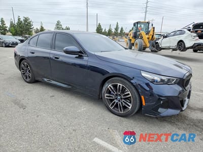 Czwarte zdjęcie samochodu z boku: 2024 BMW 530 XI VIN:WBA53FJ05RCP81119 - miniatura