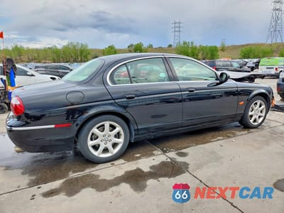 Trzecie zdjęcie samochodu z tyłu: 2005 JAGUAR S-TYPE 4.2 VIN:SAJWA01U95HN25108 - miniatura