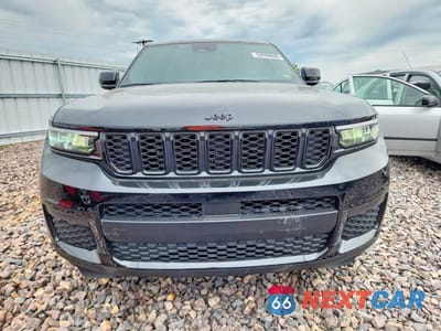 Piąte zdjęcie samochodu w środku: 2024 JEEP GRAND CHEROKEE L LAREDO VIN:1C4RJKAG1R8610774 - miniatura