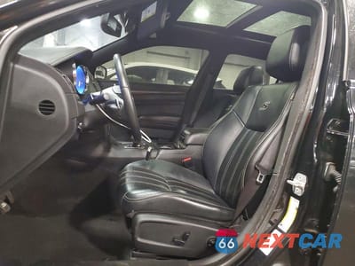 Zdjęcie 7 z 13 samochodu: 2014 CHRYSLER 300 S VIN:2C3CCAGG7EH273649 - miniatura