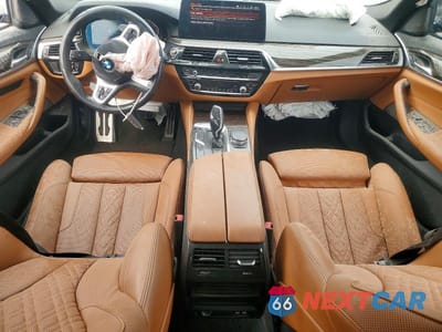 Zdjęcie 8 z 13 samochodu: 2021 BMW 530 I VIN:WBA53BH09MWW96029 - miniatura