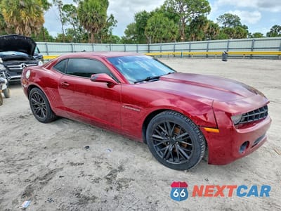 Czwarte zdjęcie samochodu z boku: 2010 CHEVROLET CAMARO LT VIN:2G1FC1EV0A9210352 - miniatura