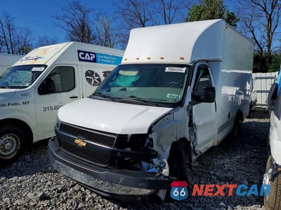 2024 CHEVROLET EXPRESS DELIVERY TRUCK 1GB0GRFP0R1181097 - główne zdjęcie licytacji z USA - miniatura