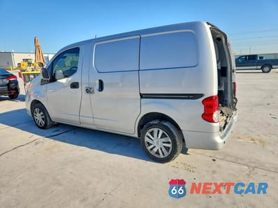 Trzecie zdjęcie samochodu z tyłu: 2019 NISSAN NV200 SV VIN:3N6CM0KN3KK695318 - miniatura