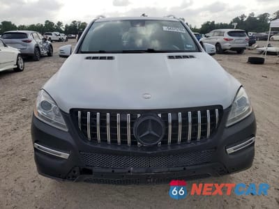 Piąte zdjęcie samochodu w środku: 2015 MERCEDES-BENZ ML 350 VIN:4JGDA5JB3FA497183 - miniatura