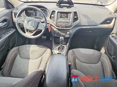 Zdjęcie 8 z 13 samochodu: 2016 JEEP CHEROKEE LATITUDE VIN:1C4PJLCB9GW281507 - miniatura