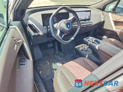Zdjęcie 8 z 12 samochodu: 2025 BMW IX XDRIVE50 VIN:WB523CF02SCU70598 - miniatura