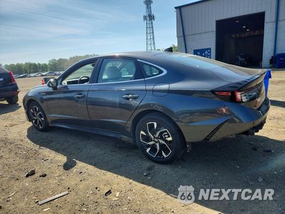 Drugie zdjęcie samochodu z przodu: 2024 HYUNDAI SONATA SEL VIN:KMHL64JA8RA379844 - miniatura