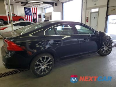 Trzecie zdjęcie samochodu z tyłu: 2017 VOLVO S60 PREMIER VIN:LYV402TK7HB128888 - miniatura