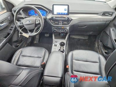 Zdjęcie 8 z 13 samochodu: 2022 FORD ESCAPE TITANIUM VIN:1FMCU9J9XNUA88442 - miniatura