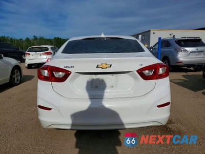 Zdjęcie 6 z 12 samochodu: 2017 CHEVROLET CRUZE LT VIN:1G1BE5SM2H7216015 - miniatura