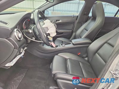 Zdjęcie 7 z 13 samochodu: 2019 MERCEDES-BENZ CLA 250 VIN:WDDSJ4EB3KN716104 - miniatura