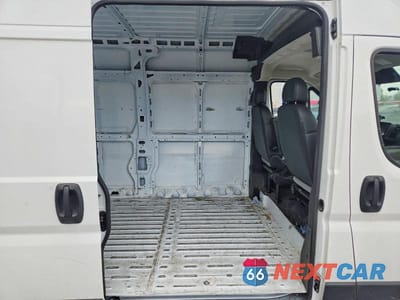 Zdjęcie 11 z 13 samochodu: 2023 RAM PROMASTER 2500 DELIVERY VAN VIN:3C6LRVDG9PE511058 - miniatura