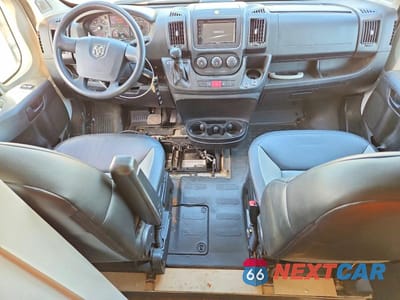 Zdjęcie 8 z 13 samochodu: 2017 RAM PROMASTER 2500 2500 HIGH VIN:3C6TRVDG9HE553084 - miniatura