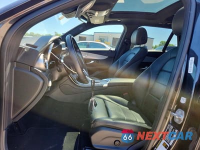 Zdjęcie 7 z 13 samochodu: 2021 MERCEDES-BENZ GLC 300 VIN:W1N0G8DB9MV285210 - miniatura
