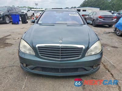 Piąte zdjęcie samochodu w środku: 2008 MERCEDES-BENZ S 550 VIN:WDDNG71X08A236651 - miniatura