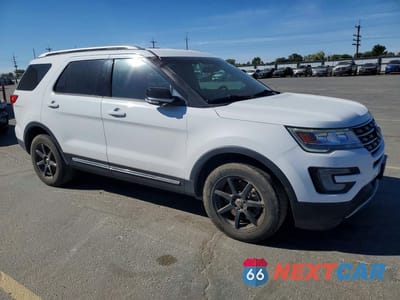 Czwarte zdjęcie samochodu z boku: 2017 FORD EXPLORER XLT VIN:1FM5K8D87HGC85826 - miniatura