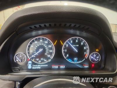 Zdjęcie 9 z 13 samochodu: 2016 BMW X5 XDR40E VIN:5UXKT0C58G0S78614 - miniatura