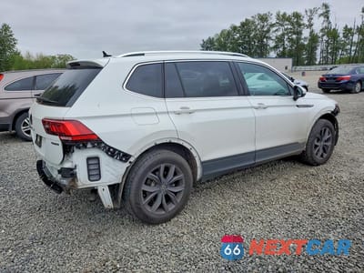 Trzecie zdjęcie samochodu z tyłu: 2022 VOLKSWAGEN TIGUAN SE VIN:3VV2B7AX3NM043597 - miniatura