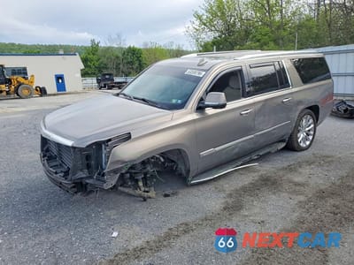 2019 CADILLAC ESCALADE ESV LUXURY 1GYS4HKJ7KR201131 - główne zdjęcie licytacji z USA - miniatura