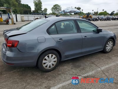 Trzecie zdjęcie samochodu z tyłu: 2016 VOLKSWAGEN JETTA S VIN:3VW267AJXGM387166 - miniatura