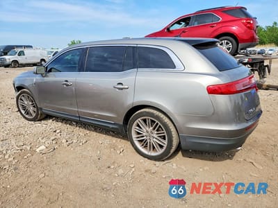 Drugie zdjęcie samochodu z przodu: 2015 LINCOLN MKT VIN:2LMHJ5AT1FBL03642 - miniatura