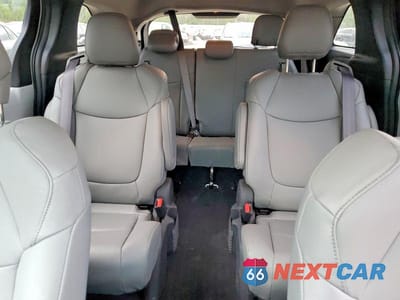Zdjęcie 10 z 14 samochodu: 2025 TOYOTA SIENNA XLE 7-PASSENGER VIN:5TDJSKFC5SS190194 - miniatura