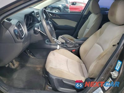 Zdjęcie 6 z 11 samochodu: 2014 MAZDA 3 SPORT VIN:JM1BM1U75E1213554 - miniatura