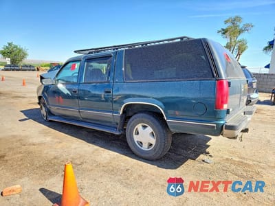 Drugie zdjęcie samochodu z przodu: 1999 CHEVROLET SUBURBAN K1500 VIN:1GNFK16R7XJ541462 - miniatura