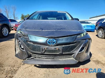 Piąte zdjęcie samochodu w środku: 2021 TOYOTA PRIUS PRIME LE VIN:JTDKAMFP5M3164656 - miniatura