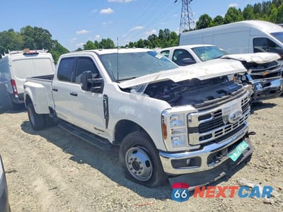 2024 FORD F350 SUPER DUTY 1FT8W3DT8RED41623 - główne zdjęcie licytacji z USA - miniatura