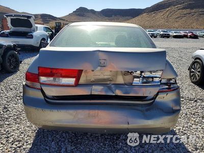 Zdjęcie 6 z 12 samochodu: 2004 HONDA ACCORD LX VIN:1HGCM56324A072819 - miniatura