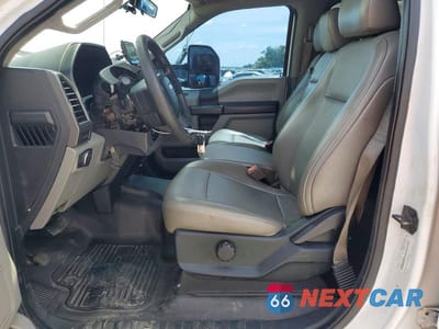 Zdjęcie 7 z 12 samochodu: 2019 FORD F350 SUPER DUTY VIN:1FD8W3HT0KEC51605 - miniatura