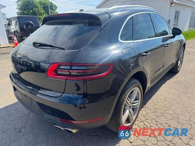 Trzecie zdjęcie samochodu z tyłu: 2017 PORSCHE MACAN S VIN:WP1AB2A54HLB15410 - miniatura
