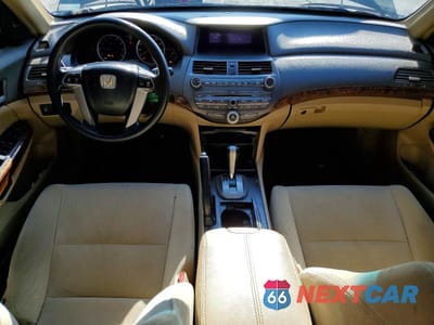 Zdjęcie 8 z 12 samochodu: 2008 HONDA ACCORD EX VIN:1HGCP36778A003306 - miniatura