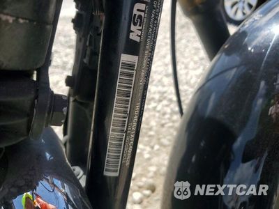 Zdjęcie 8 z 8 samochodu: 2015 HARLEY-DAVIDSON XL883 SUPERLOW VIN:1HD4CR21XFC409826 - miniatura