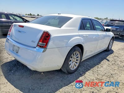 Trzecie zdjęcie samochodu z tyłu: 2014 CHRYSLER 300 VIN:2C3CCAAG3EH361395 - miniatura