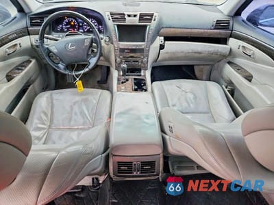 Zdjęcie 8 z 13 samochodu: 2007 LEXUS LS 460 VIN:JTHBL46F475030228 - miniatura