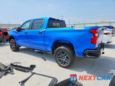 Drugie zdjęcie samochodu z przodu: 2025 CHEVROLET SILVERADO K1500 LT TRAIL BOSS VIN:3GCUKFEDXSG296315 - miniatura